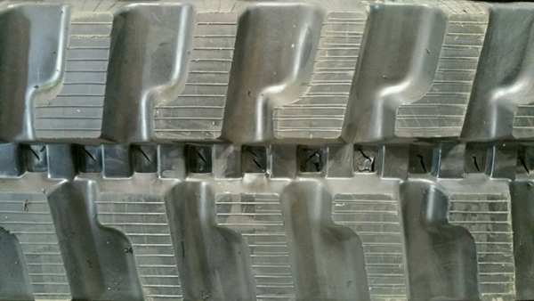RT100405K-WI: RUBBER TRACK (TZ1)